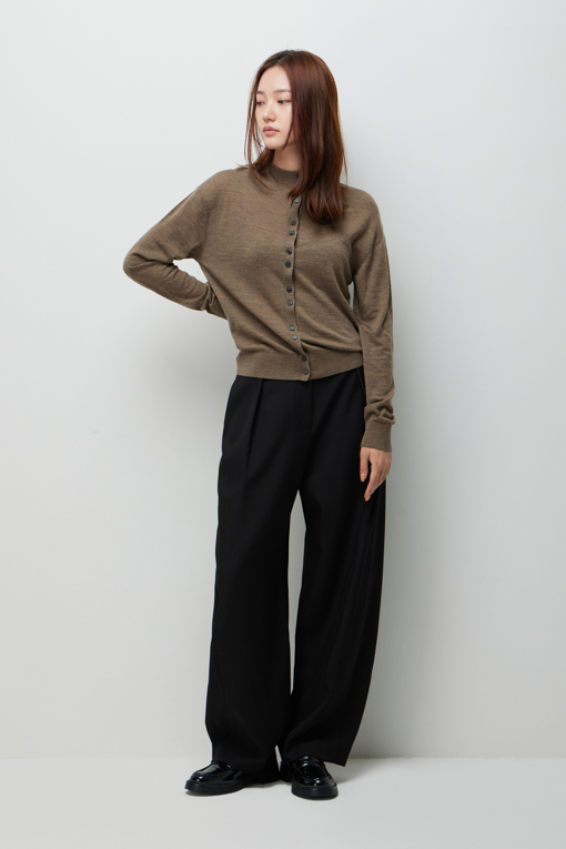 https://img.benettonmall.com/PARTS/KS/26F/SAKC31661MW_MB_M5.jpg?cb=1789983961