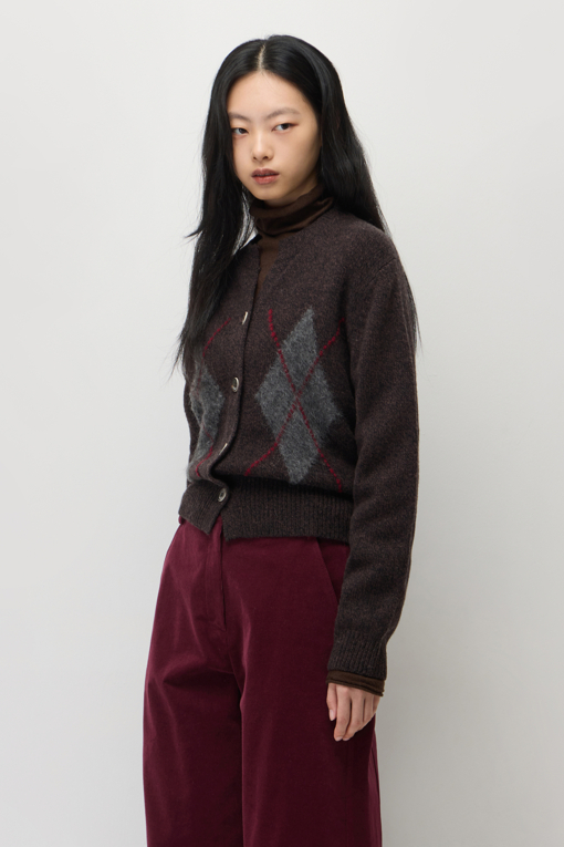 https://img.benettonmall.com/PARTS/KS/26F/SAKC38661BR_MB_M1.jpg?cb=1793028892