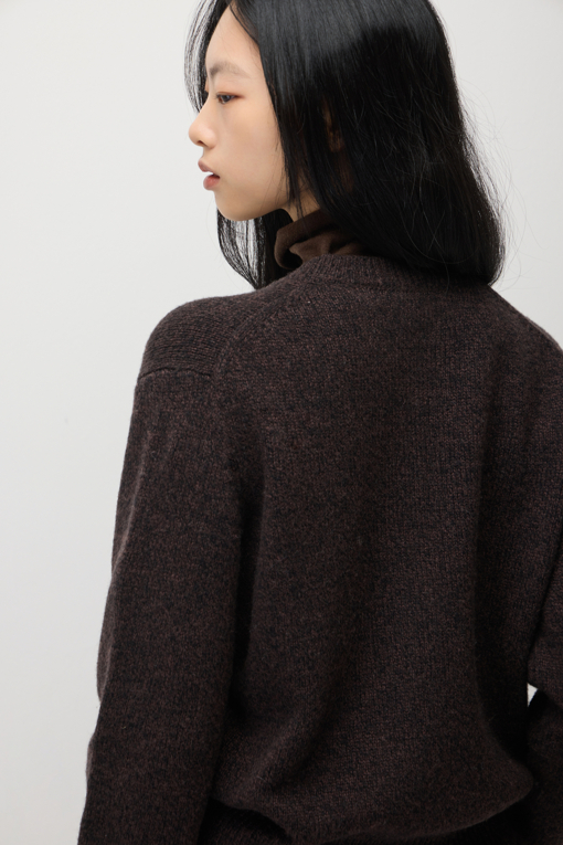 https://img.benettonmall.com/PARTS/KS/26F/SAKC38661BR_MB_M4.jpg?cb=1793028892