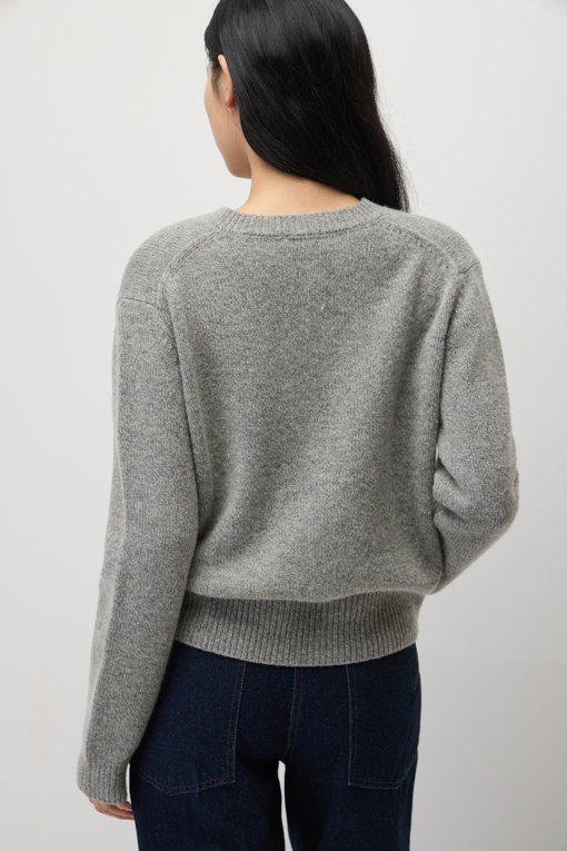 https://img.benettonmall.com/PARTS/KS/26F/SAKC38661GR_MB_M4.jpg?cb=1793028892