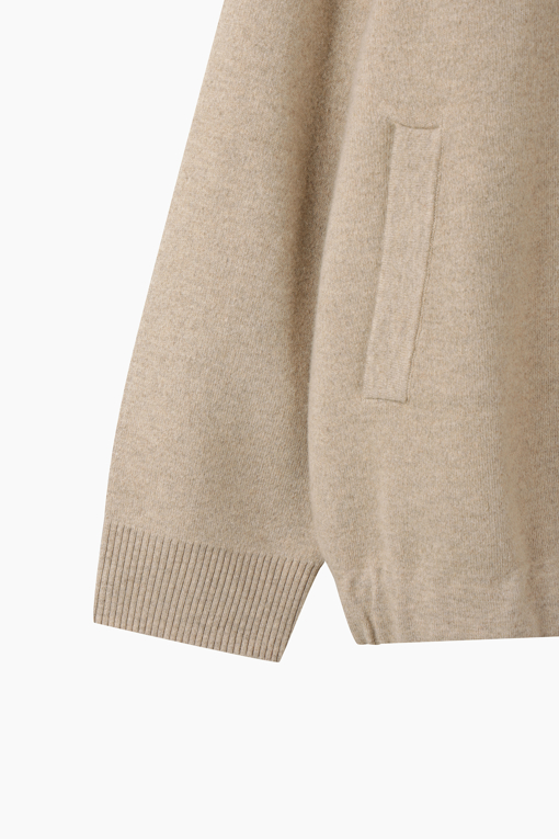 https://img.benettonmall.com/PARTS/KS/26F/SAKC40661ME_MB_D4.jpg?cb=1790808094