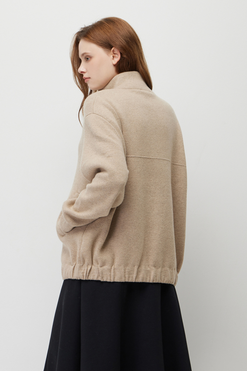 https://img.benettonmall.com/PARTS/KS/26F/SAKC40661ME_MB_M2.jpg?cb=1790808094