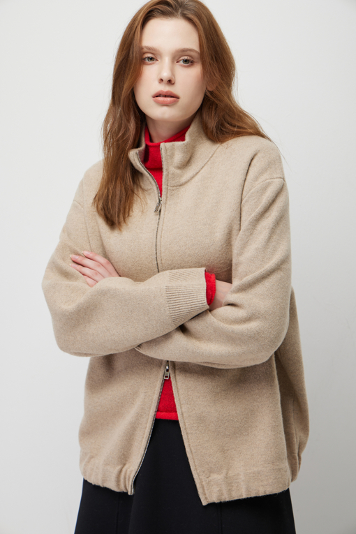 https://img.benettonmall.com/PARTS/KS/26F/SAKC40661ME_MB_M3.jpg?cb=1790808094