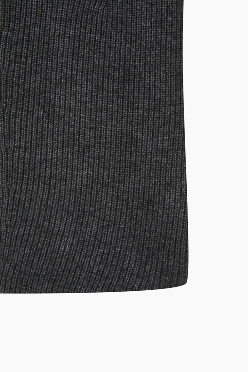 https://img.benettonmall.com/PARTS/KS/26F/SAKC42661DG_MB_D4.jpg?cb=1789983961