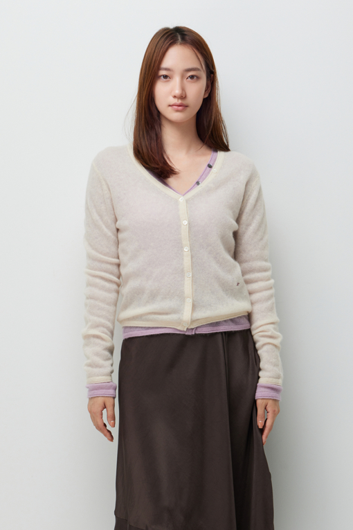 https://img.benettonmall.com/PARTS/KS/26F/SAKC44661IV_MB_M0.jpg?cb=1789983961
