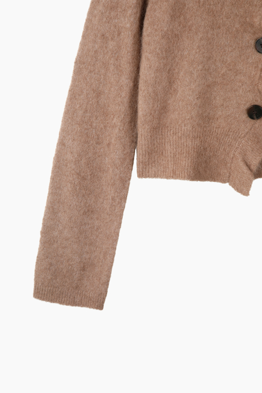 https://img.benettonmall.com/PARTS/KS/26F/SAKC46661BG_MB_D3.jpg?cb=1793028892