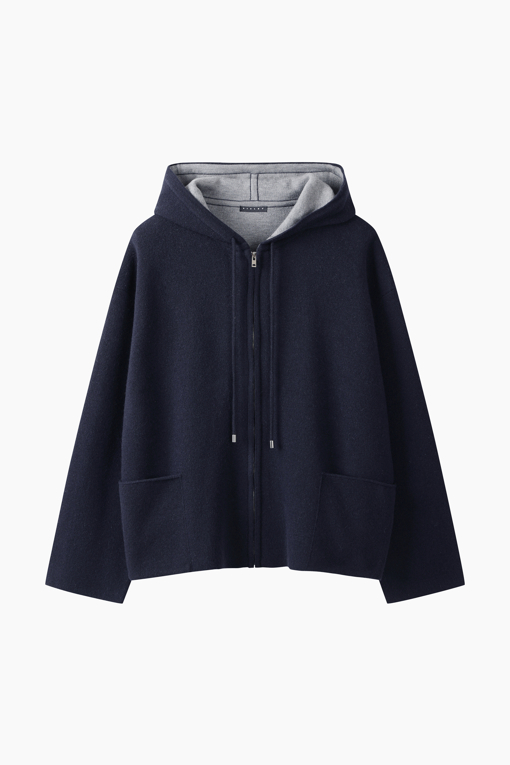 https://img.benettonmall.com/PARTS/KS/26F/SAKC47661NY_MB_D0.jpg?cb=1789983961