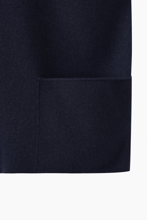 https://img.benettonmall.com/PARTS/KS/26F/SAKC47661NY_MB_D4.jpg?cb=1789983961
