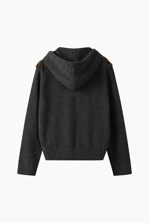 https://img.benettonmall.com/PARTS/KS/26F/SAKC48661CG_MB_D1.jpg?cb=1793028892