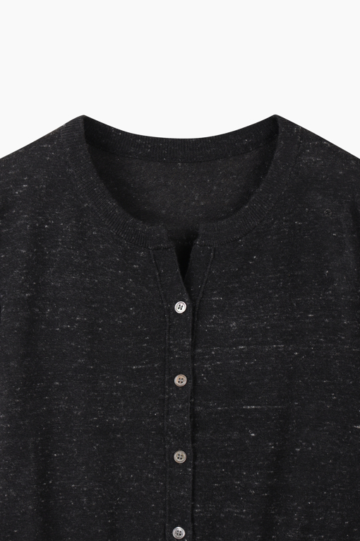 https://img.benettonmall.com/PARTS/KS/26F/SAKC73641BR_MB_D12.jpg?cb=1792113748