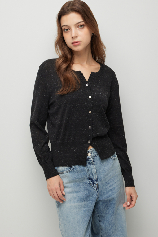 https://img.benettonmall.com/PARTS/KS/26F/SAKC73641BR_MB_D3.jpg?cb=1792113748