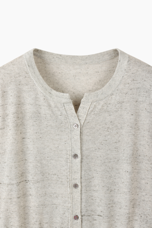 https://img.benettonmall.com/PARTS/KS/26F/SAKC73641LG_MB_D12.jpg?cb=1792113748