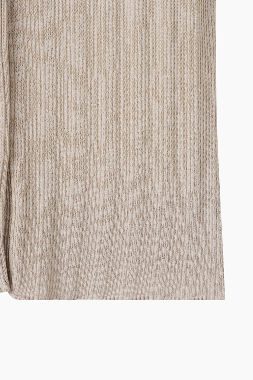 https://img.benettonmall.com/PARTS/KS/26F/SAKCE1641BE_MB_D15.jpg?cb=1787100377