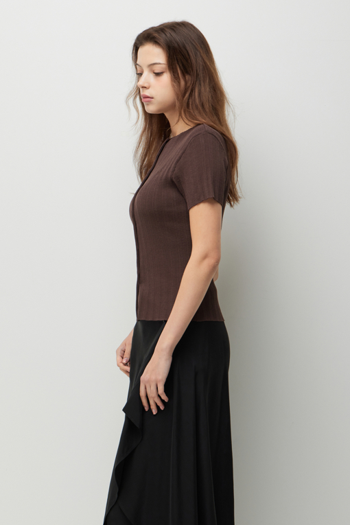 https://img.benettonmall.com/PARTS/KS/26F/SAKCE1641BR_MB_D1.jpg?cb=1787100377