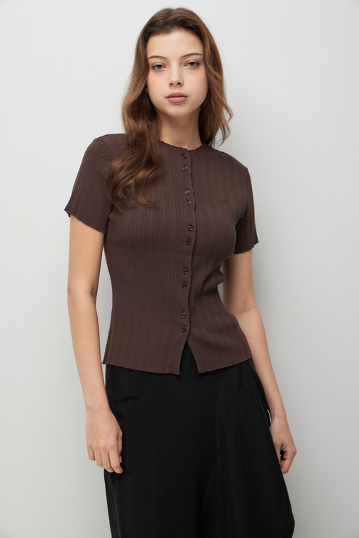 https://img.benettonmall.com/PARTS/KS/26F/SAKCE1641BR_MB_D3.jpg?cb=1787100377