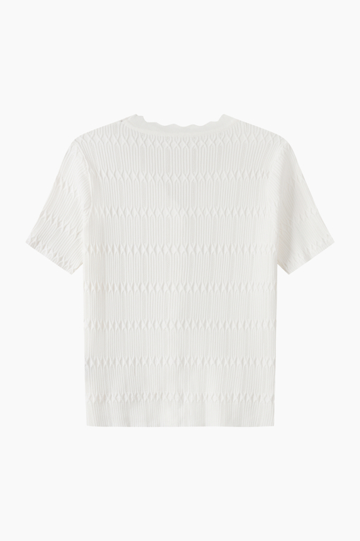 https://img.benettonmall.com/PARTS/KS/26F/SAKCE2641IV_MB_D11.jpg?cb=1787100377