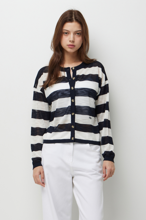 https://img.benettonmall.com/PARTS/KS/26F/SAKCE4641DN_MB_D0.jpg?cb=1787829942