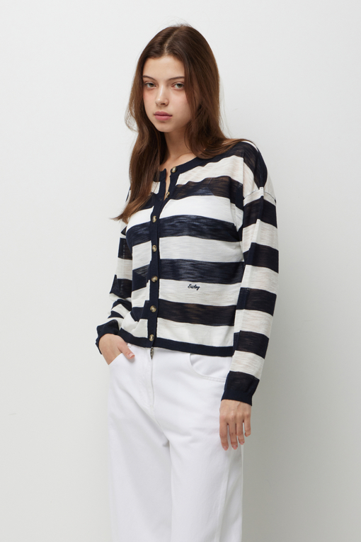 https://img.benettonmall.com/PARTS/KS/26F/SAKCE4641DN_MB_D1.jpg?cb=1787100377