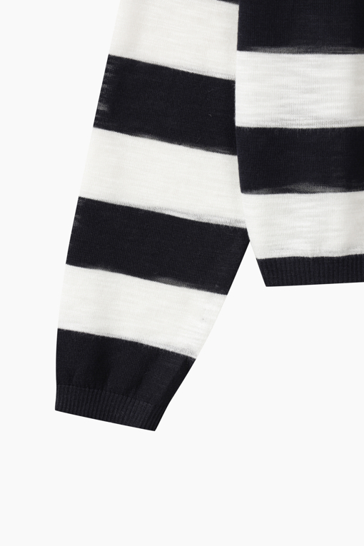 https://img.benettonmall.com/PARTS/KS/26F/SAKCE4641DN_MB_D13.jpg?cb=1787100377