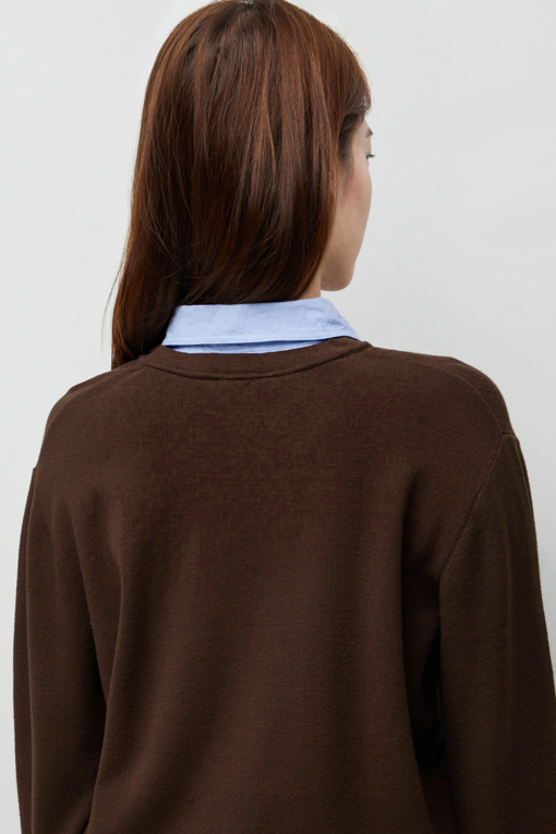 https://img.benettonmall.com/PARTS/KS/26F/SAKCE5641BR_MB_D4.jpg?cb=1787829942