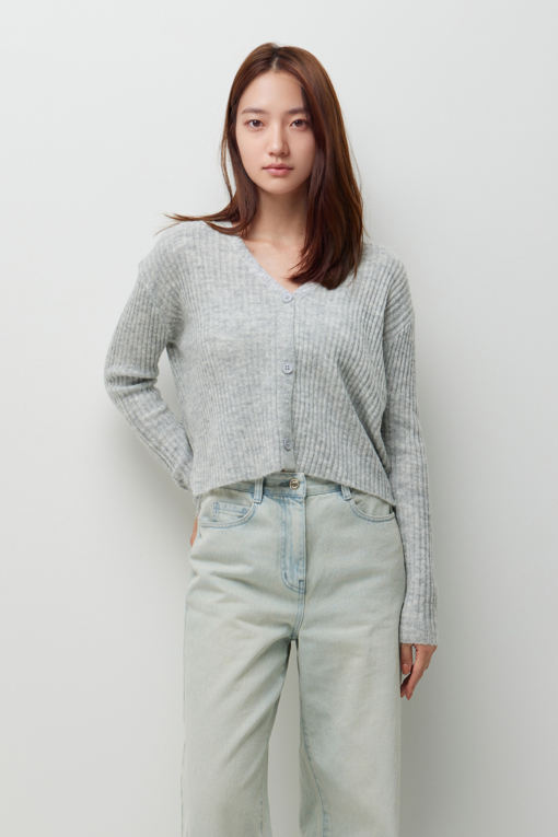 https://img.benettonmall.com/PARTS/KS/26F/SAKCE6661LG_MB_D0.jpg?cb=1787829942