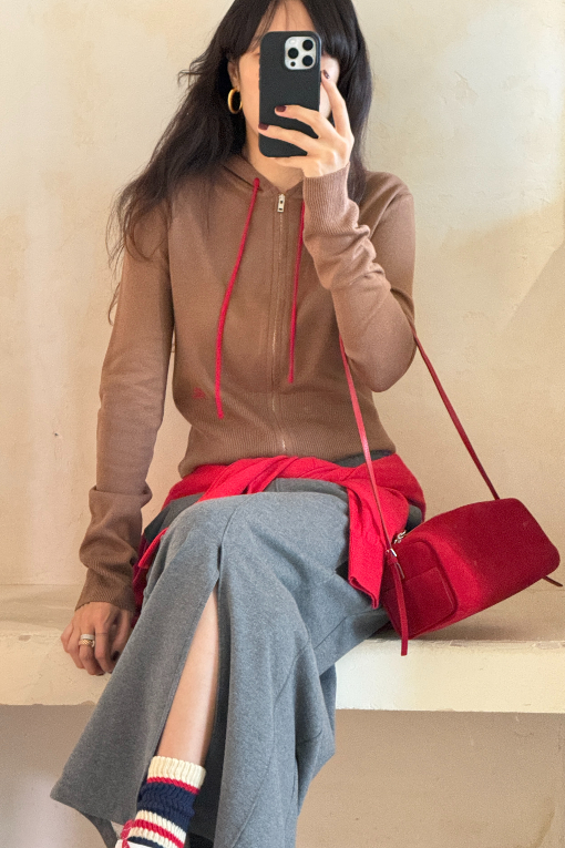https://img.benettonmall.com/PARTS/KS/26F/SAKCE7661CA_MB_E0.jpg?cb=1792404559