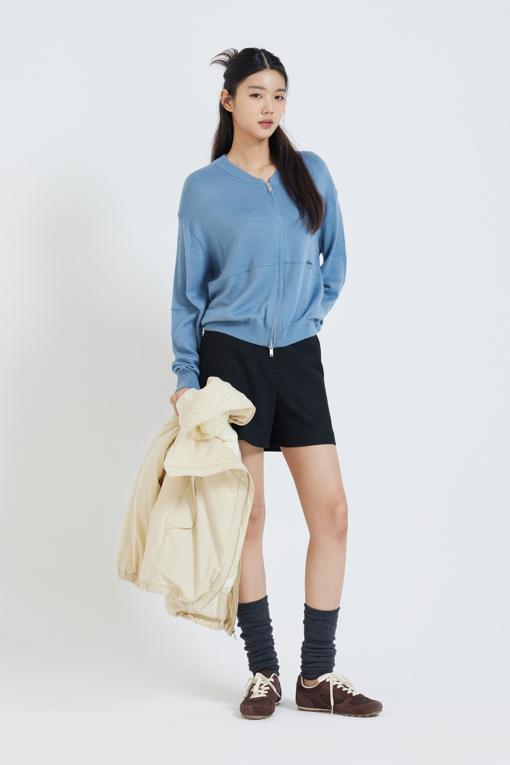 https://img.benettonmall.com/PARTS/KS/26F/SAKCE8661DB_MB_M8.jpg?cb=1792404559