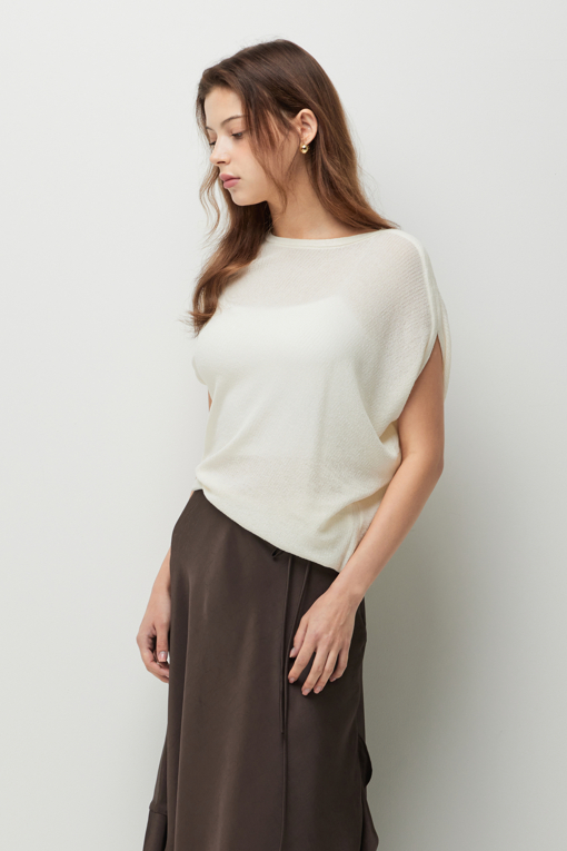 https://img.benettonmall.com/PARTS/KS/26F/SAKP01641IV_MB_D1.jpg?cb=1789983961