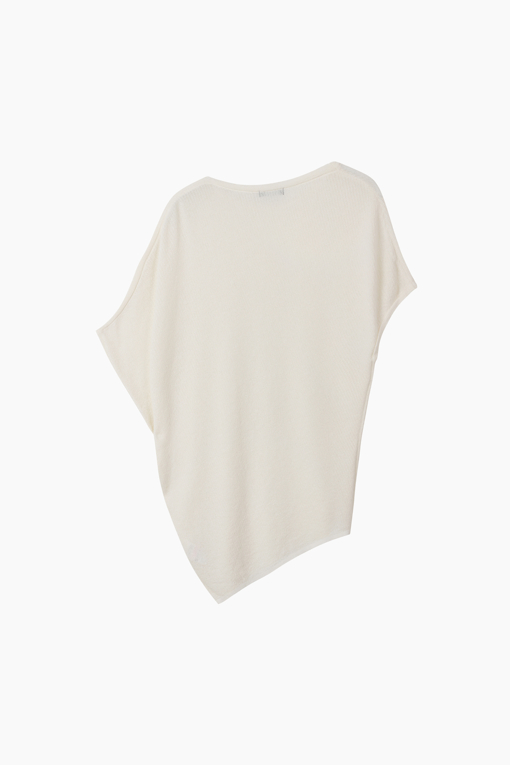 https://img.benettonmall.com/PARTS/KS/26F/SAKP01641IV_MB_D11.jpg?cb=1789983961