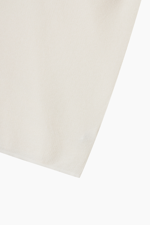 https://img.benettonmall.com/PARTS/KS/26F/SAKP01641IV_MB_D14.jpg?cb=1789983961