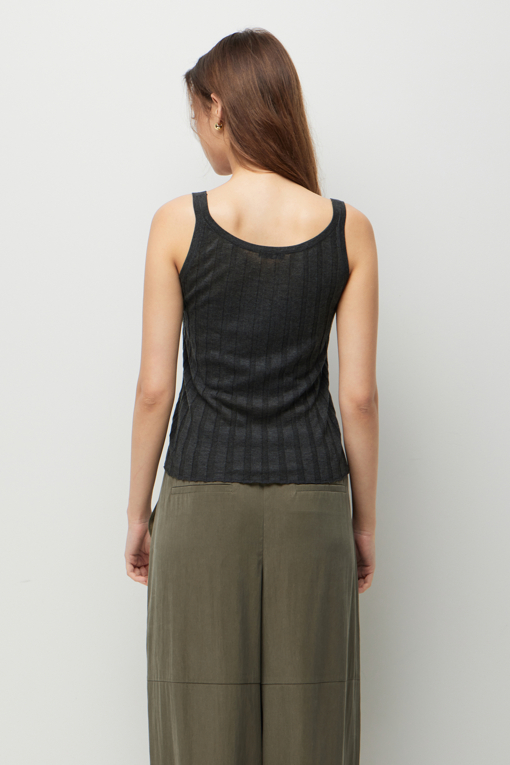 https://img.benettonmall.com/PARTS/KS/26F/SAKP02641CG_MB_D2.jpg?cb=1789983961