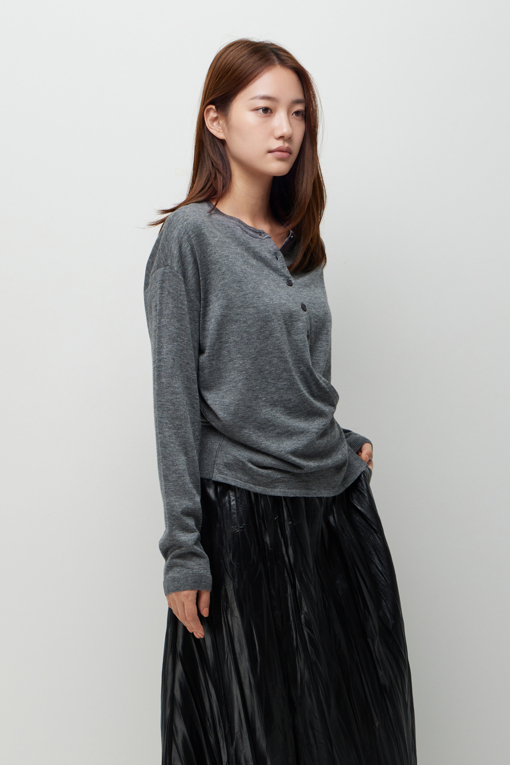 https://img.benettonmall.com/PARTS/KS/26F/SAKP05641GR_MB_D1.jpg?cb=1789410927