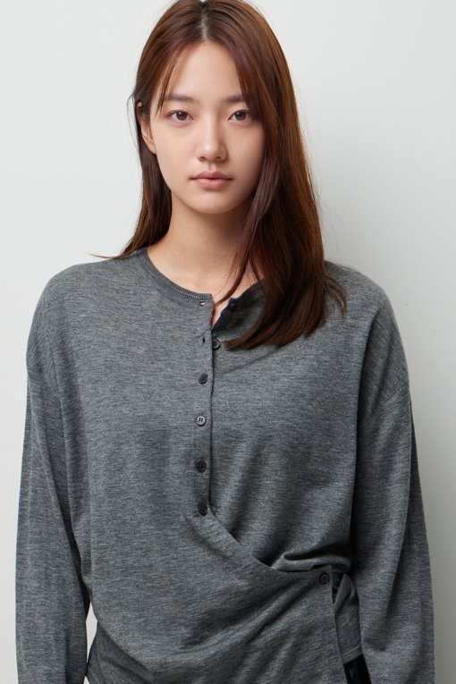 https://img.benettonmall.com/PARTS/KS/26F/SAKP05641GR_MB_D3.jpg?cb=1789410927