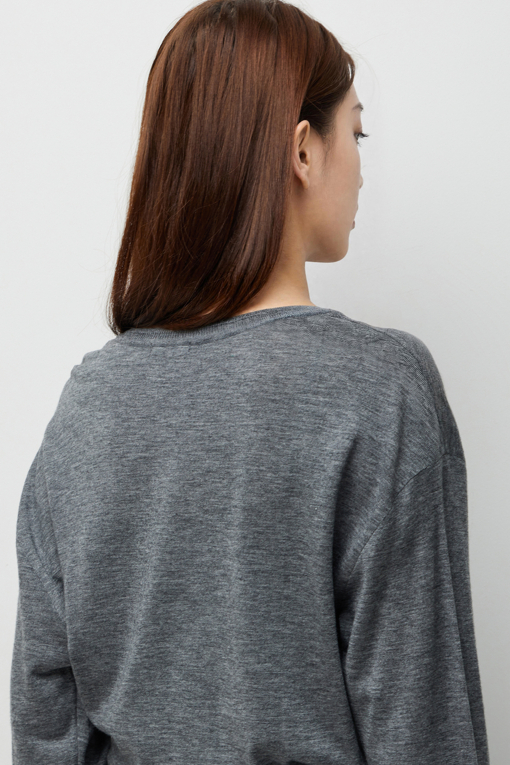 https://img.benettonmall.com/PARTS/KS/26F/SAKP05641GR_MB_D4.jpg?cb=1789410927