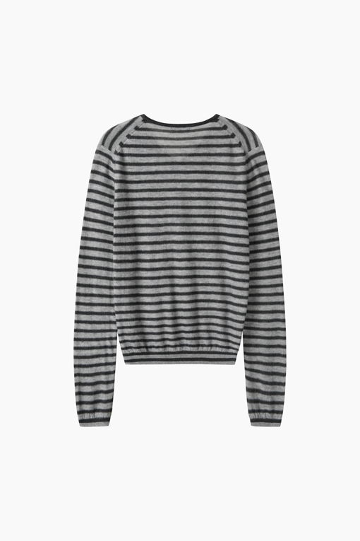 https://img.benettonmall.com/PARTS/KS/26F/SAKP07641GR_MB_D11.jpg?cb=1789410927