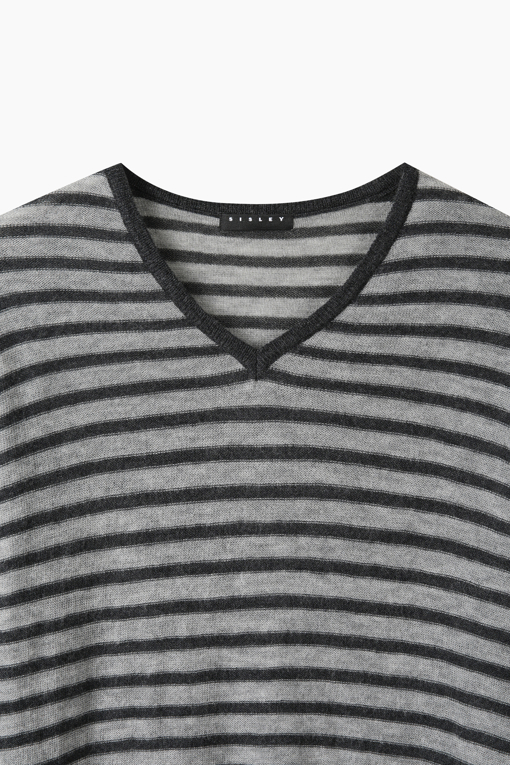 https://img.benettonmall.com/PARTS/KS/26F/SAKP07641GR_MB_D12.jpg?cb=1789410927