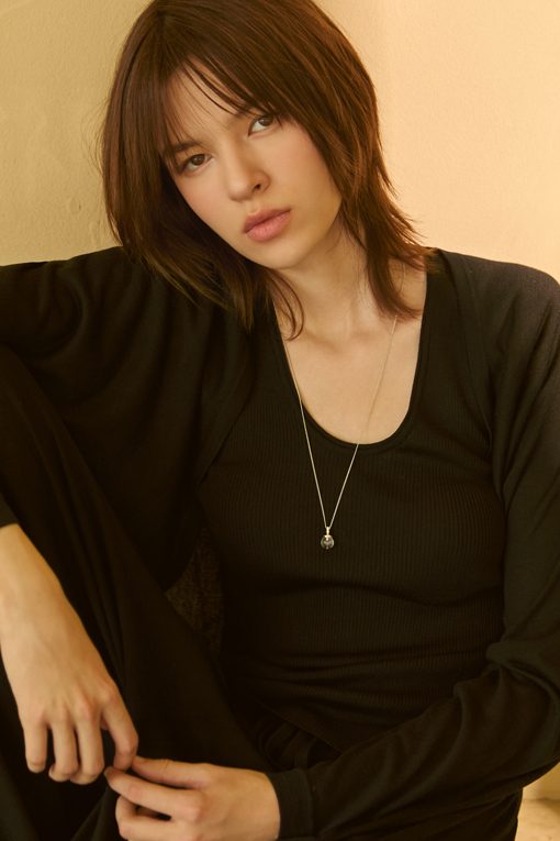 https://img.benettonmall.com/PARTS/KS/26F/SAKP15641BK_MB_D0.jpg?cb=1789410927