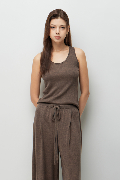 https://img.benettonmall.com/PARTS/KS/26F/SAKP15641BR_MB_D0.jpg?cb=1789410927