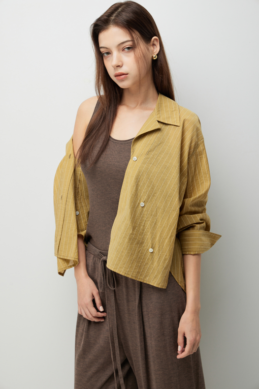 https://img.benettonmall.com/PARTS/KS/26F/SAKP15641BR_MB_D3.jpg?cb=1789410927