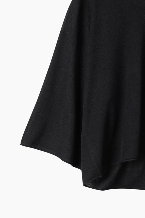 https://img.benettonmall.com/PARTS/KS/26F/SAKP16641BK_MB_D13.jpg?cb=1789410927