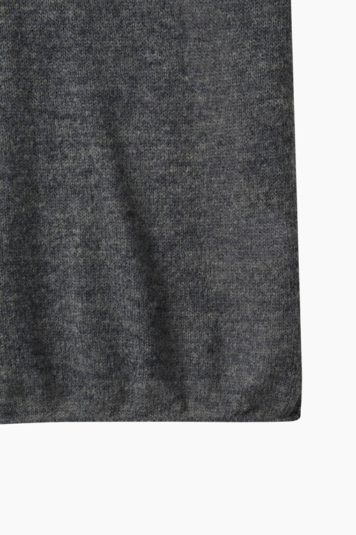 https://img.benettonmall.com/PARTS/KS/26F/SAKP31661CG_MB_D4.jpg?cb=1789983961