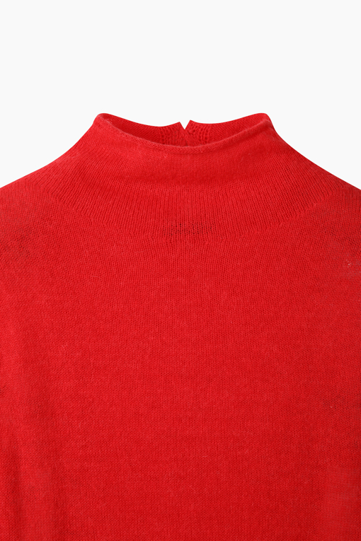 https://img.benettonmall.com/PARTS/KS/26F/SAKP31661RD_MB_D2.jpg?cb=1789983961