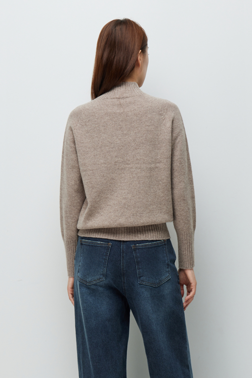 https://img.benettonmall.com/PARTS/KS/26F/SAKP32661ME_MB_M2.jpg?cb=1789983961