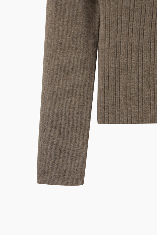 https://img.benettonmall.com/PARTS/KS/26F/SAKP33661ME_MB_D3.jpg?cb=1789983961