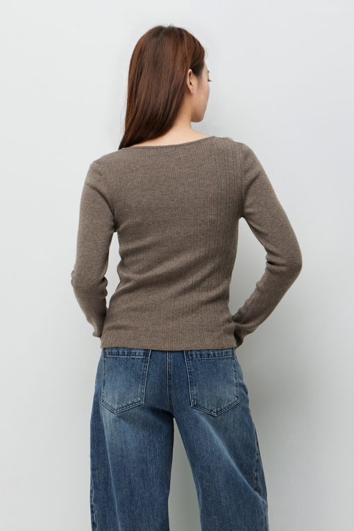 https://img.benettonmall.com/PARTS/KS/26F/SAKP33661ME_MB_M2.jpg?cb=1789983961