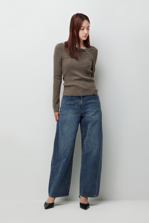 https://img.benettonmall.com/PARTS/KS/26F/SAKP33661ME_MB_M5.jpg?cb=1789983961