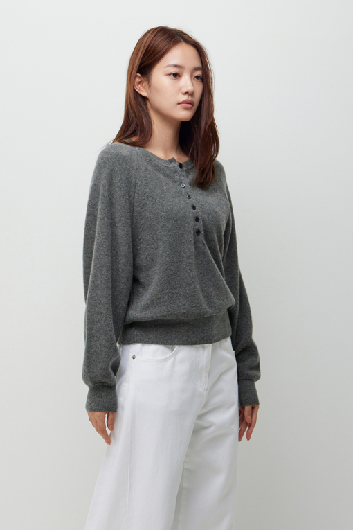 https://img.benettonmall.com/PARTS/KS/26F/SAKP36661GR_MB_D1.jpg?cb=1789983961