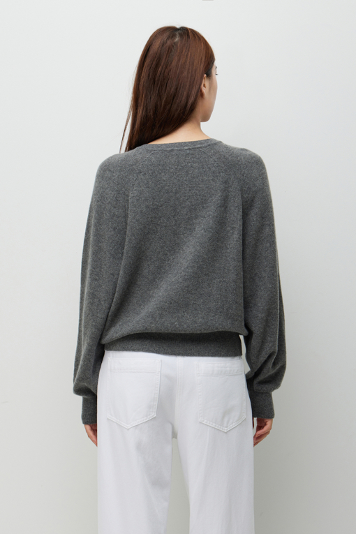 https://img.benettonmall.com/PARTS/KS/26F/SAKP36661GR_MB_D2.jpg?cb=1789983961