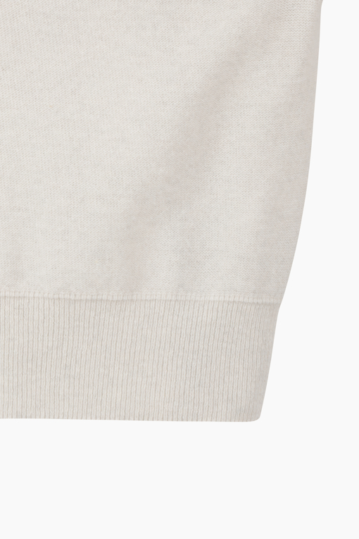 https://img.benettonmall.com/PARTS/KS/26F/SAKP36661IV_MB_D4.jpg?cb=1789983961