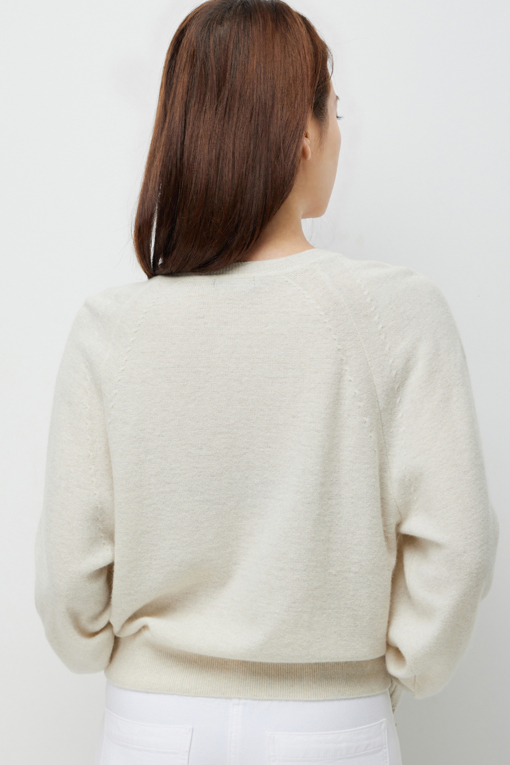 https://img.benettonmall.com/PARTS/KS/26F/SAKP36661IV_MB_M4.jpg?cb=1789983961